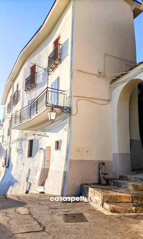 appartamento in vendita a Montecorvino Pugliano in zona Santa Tecla