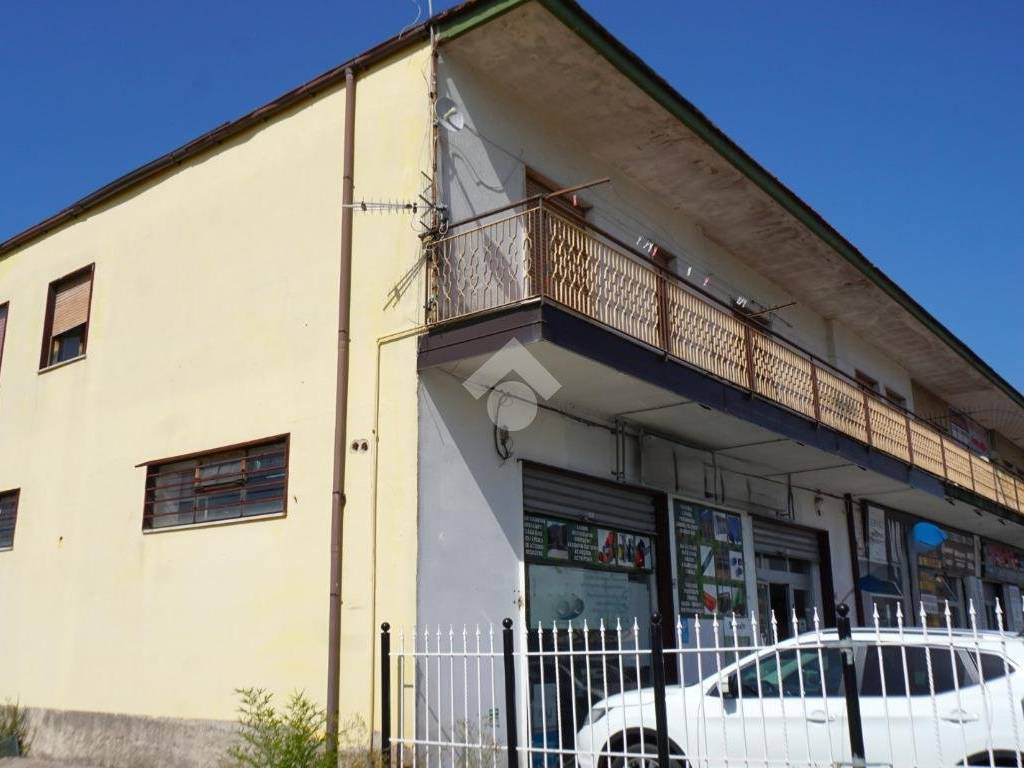 appartamento in vendita a Montecorvino Pugliano in zona Pagliarone