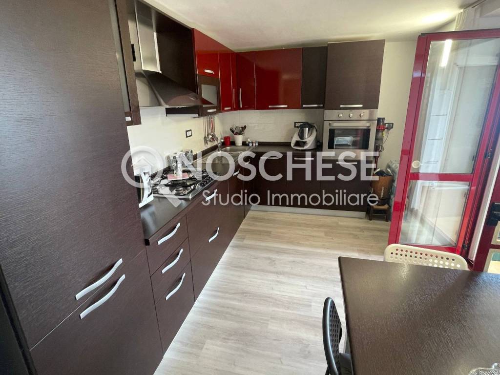 appartamento in vendita a Montecorvino Pugliano in zona Pugliano