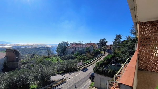 quadrivano in vendita a Montecorvino Pugliano in zona Torello