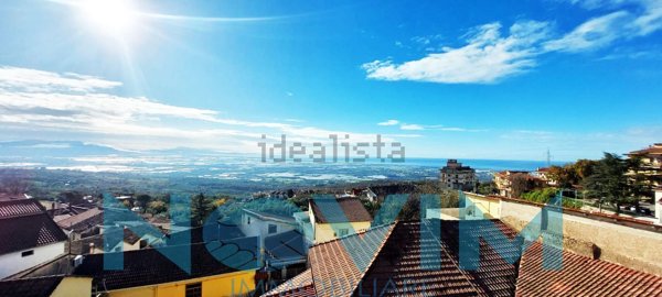 casa semindipendente in vendita a Montecorvino Pugliano