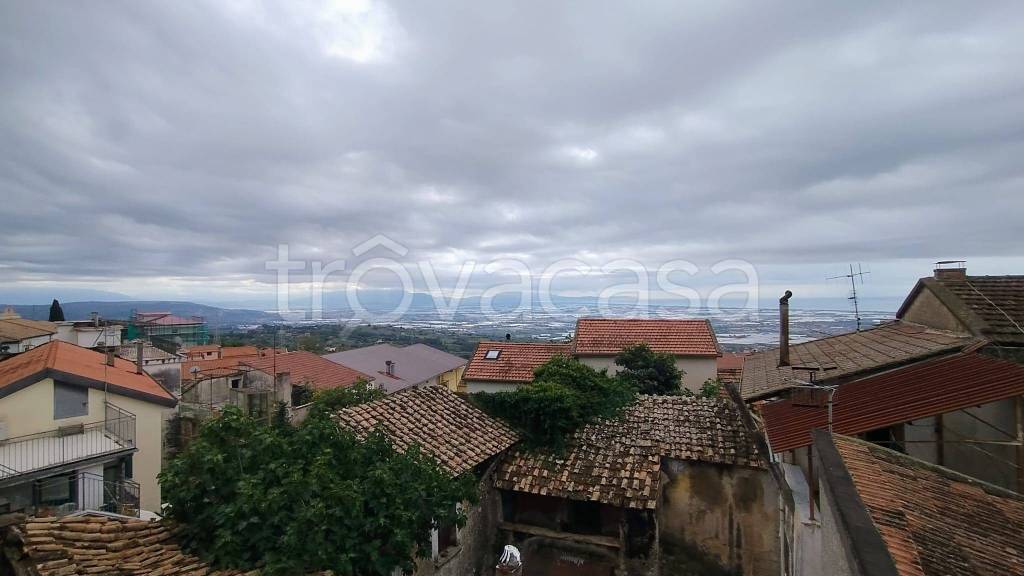 casa indipendente in vendita a Montecorvino Pugliano in zona Santa Tecla