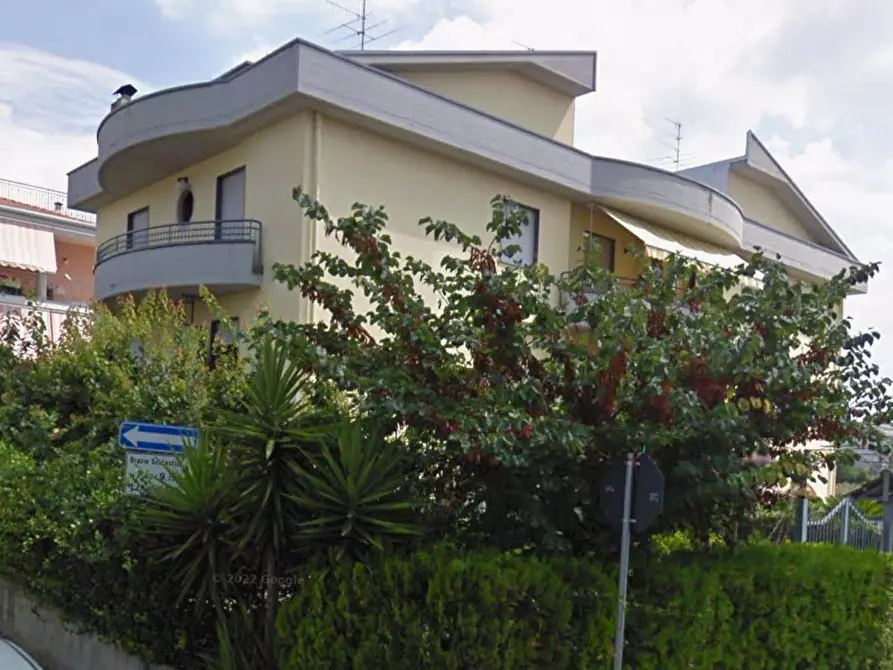 casa indipendente in vendita a Montecorvino Pugliano