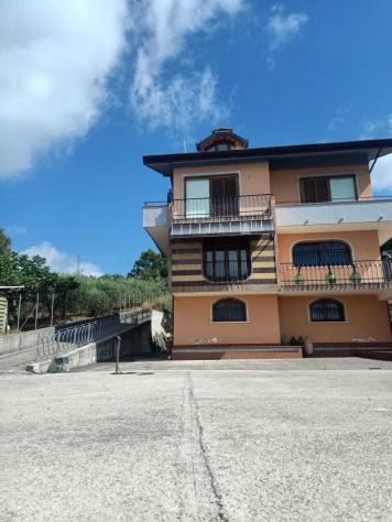 casa indipendente in vendita a Montecorvino Pugliano in zona Santa Tecla