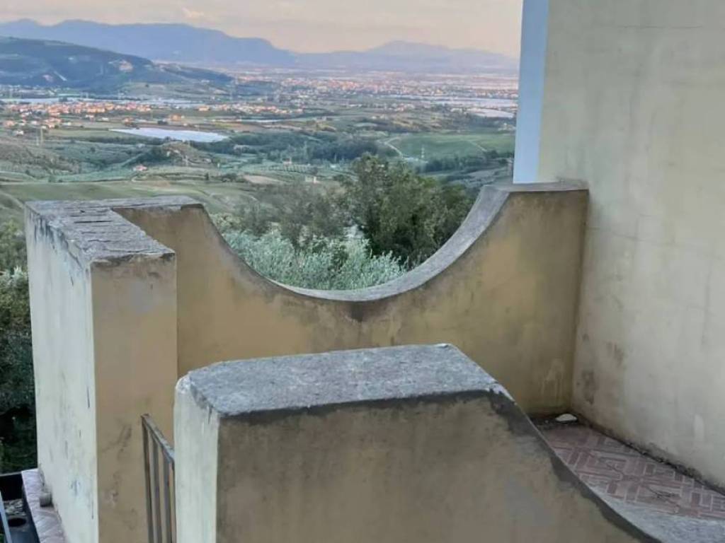 appartamento in vendita a Montecorvino Pugliano in zona Torello