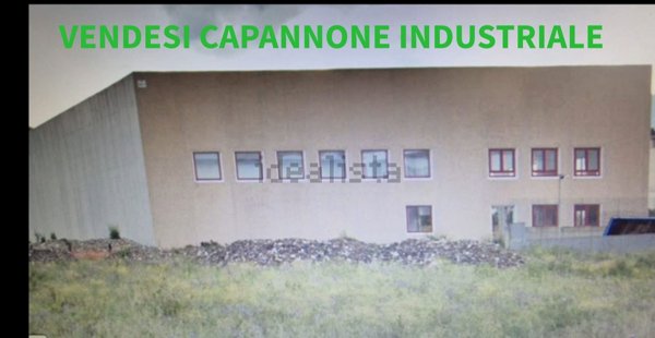 capannone in vendita a Montecorvino Pugliano