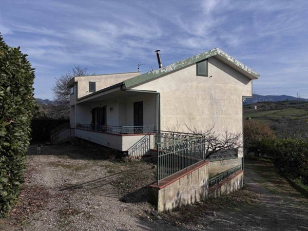 casa indipendente in vendita a Montecorvino Pugliano in zona San Vito