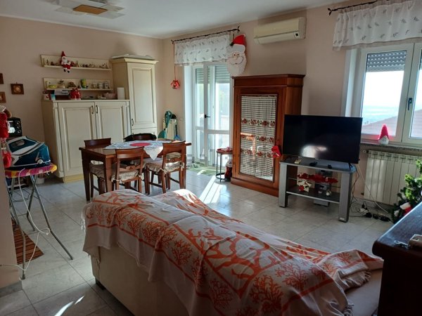 appartamento in vendita a Montecorvino Pugliano