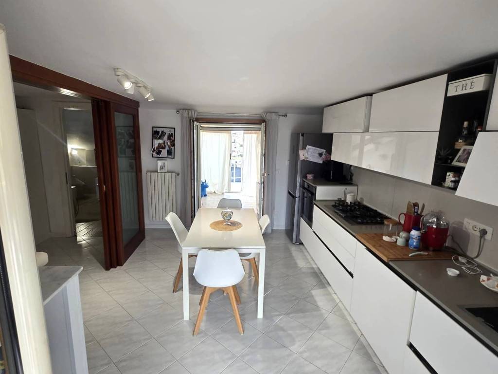 appartamento in vendita a Montecorvino Pugliano in zona Bivio Pratole