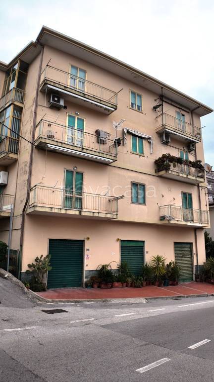appartamento in vendita a Montecorvino Pugliano in zona Pugliano