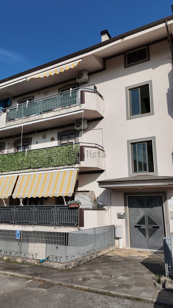 appartamento in vendita a Montecorvino Pugliano in zona Bivio Pratole