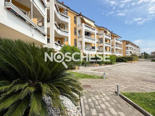 appartamento in vendita a Montecorvino Pugliano in zona Bivio Pratole