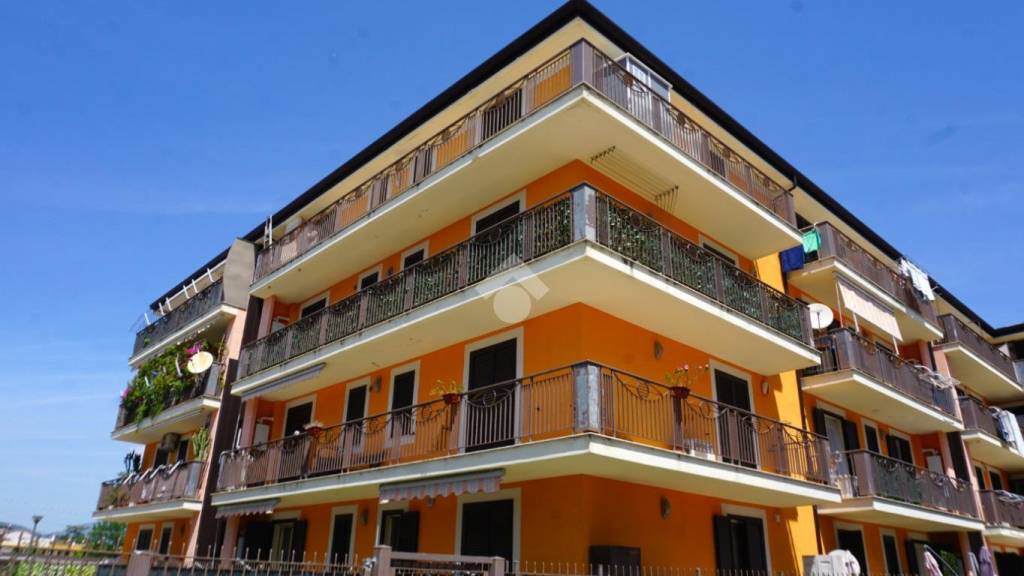 appartamento in vendita a Montecorvino Pugliano in zona Bivio Pratole