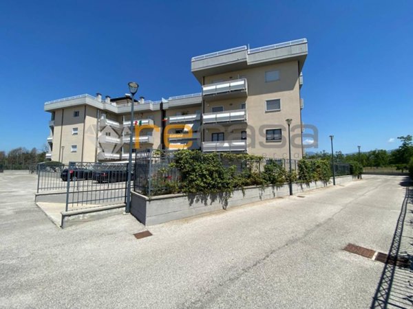 appartamento in vendita a Montecorvino Pugliano in zona Bivio Pratole