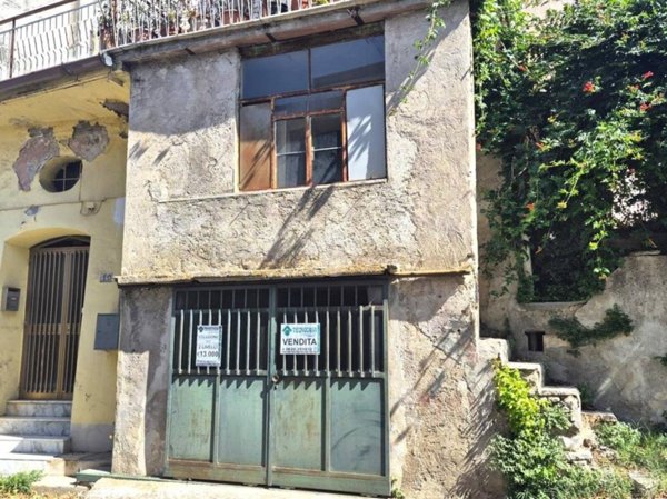 appartamento in vendita a Montecorvino Pugliano in zona Santa Tecla