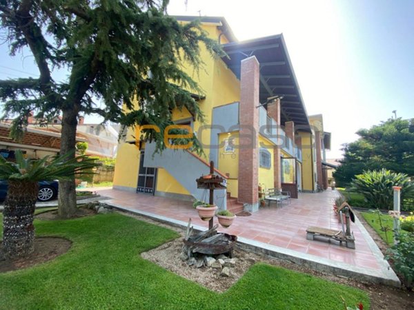 casa indipendente in vendita a Montecorvino Pugliano in zona Pugliano