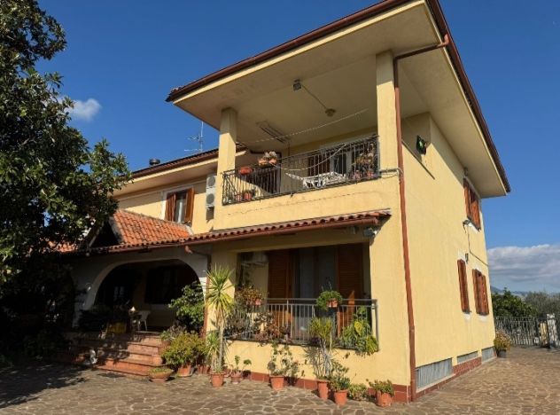 casa indipendente in vendita a Montecorvino Pugliano in zona San Vito