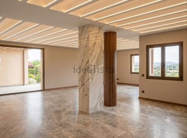 appartamento in vendita a Montecorvino Pugliano in zona Santa Tecla
