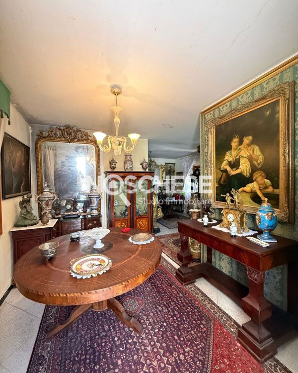 casa indipendente in vendita a Montecorvino Pugliano in zona Pugliano