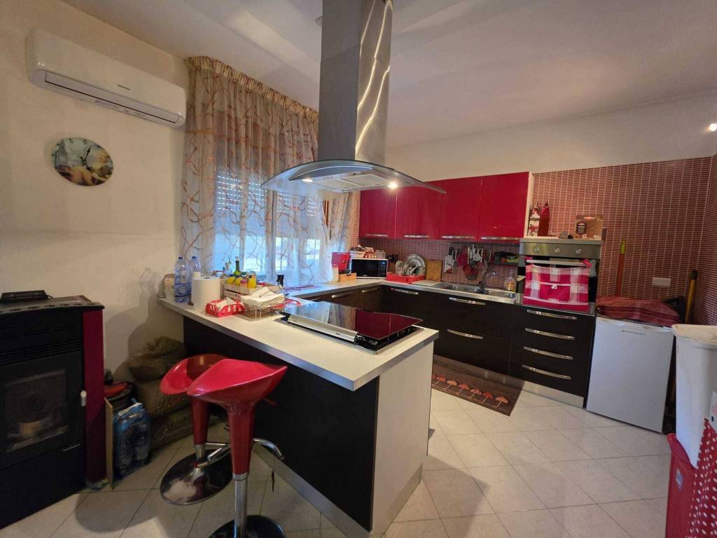 appartamento in vendita a Montecorvino Pugliano in zona Bivio Pratole