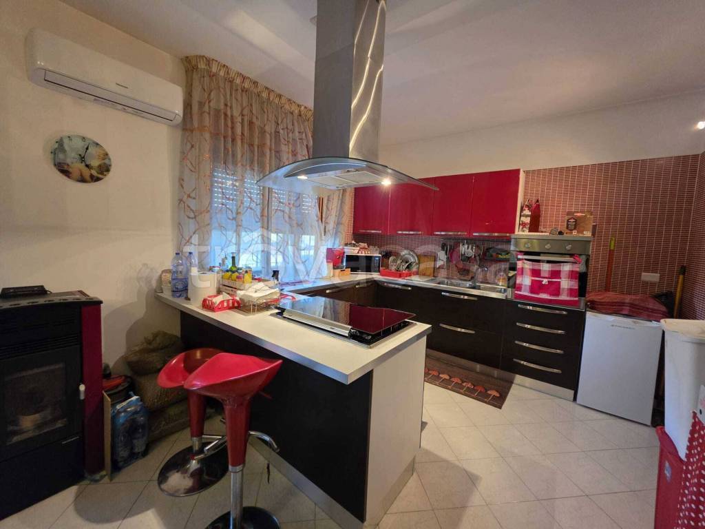 appartamento in vendita a Montecorvino Pugliano in zona Bivio Pratole