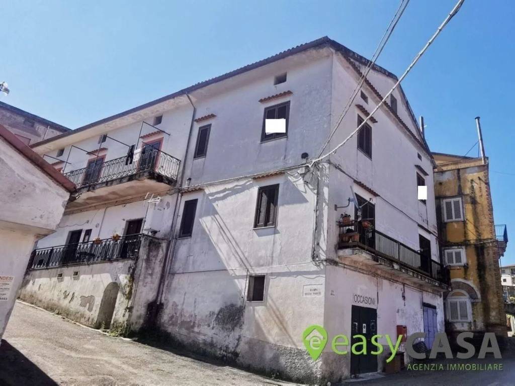 appartamento in vendita a Montecorvino Rovella