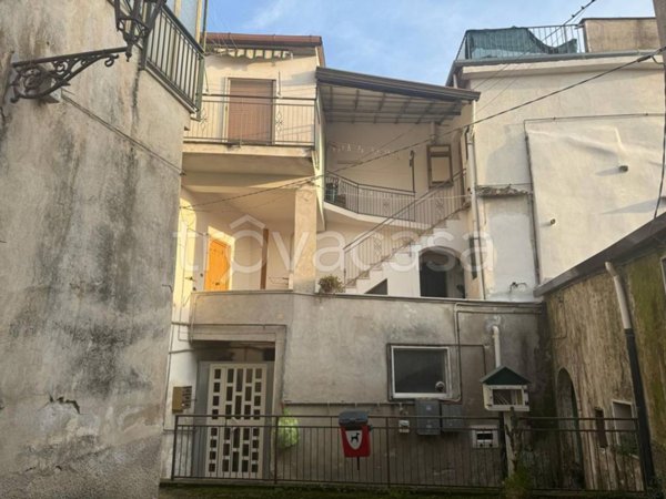 appartamento in vendita a Montecorvino Rovella