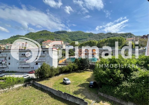 appartamento in vendita a Montecorvino Rovella