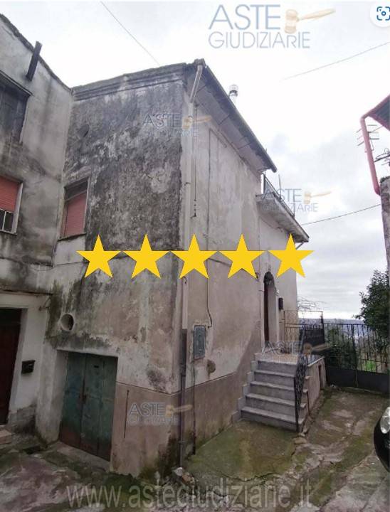 appartamento in vendita a Montecorvino Rovella