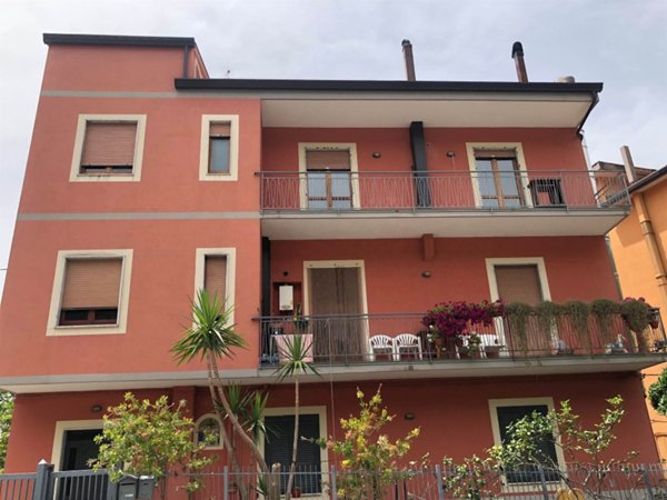appartamento in vendita a Montecorvino Rovella
