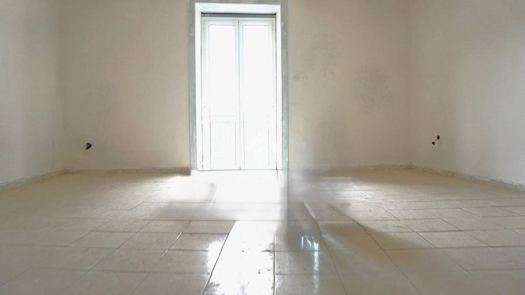 casa indipendente in vendita a Montecorvino Rovella