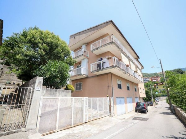 appartamento in vendita a Montecorvino Rovella