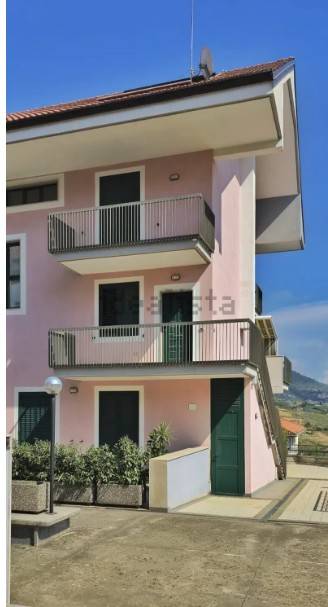 casa indipendente in vendita a Montecorvino Rovella