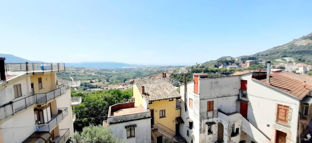 appartamento in vendita a Montecorvino Rovella