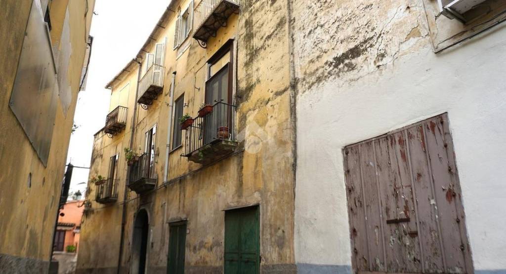 appartamento in vendita a Montecorvino Rovella