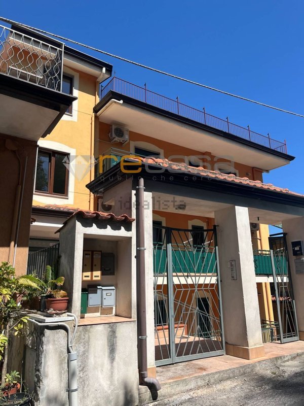 appartamento in vendita a Montecorvino Rovella