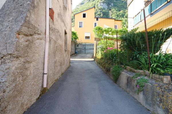 appartamento in vendita a Montecorvino Rovella in zona Gauro