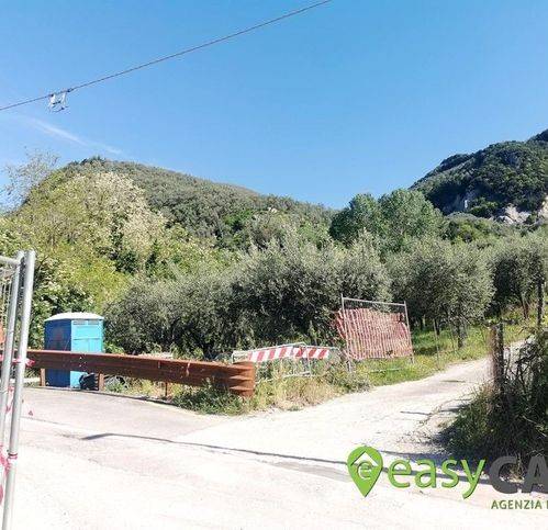 terreno agricolo in vendita a Montecorvino Rovella in zona Gauro