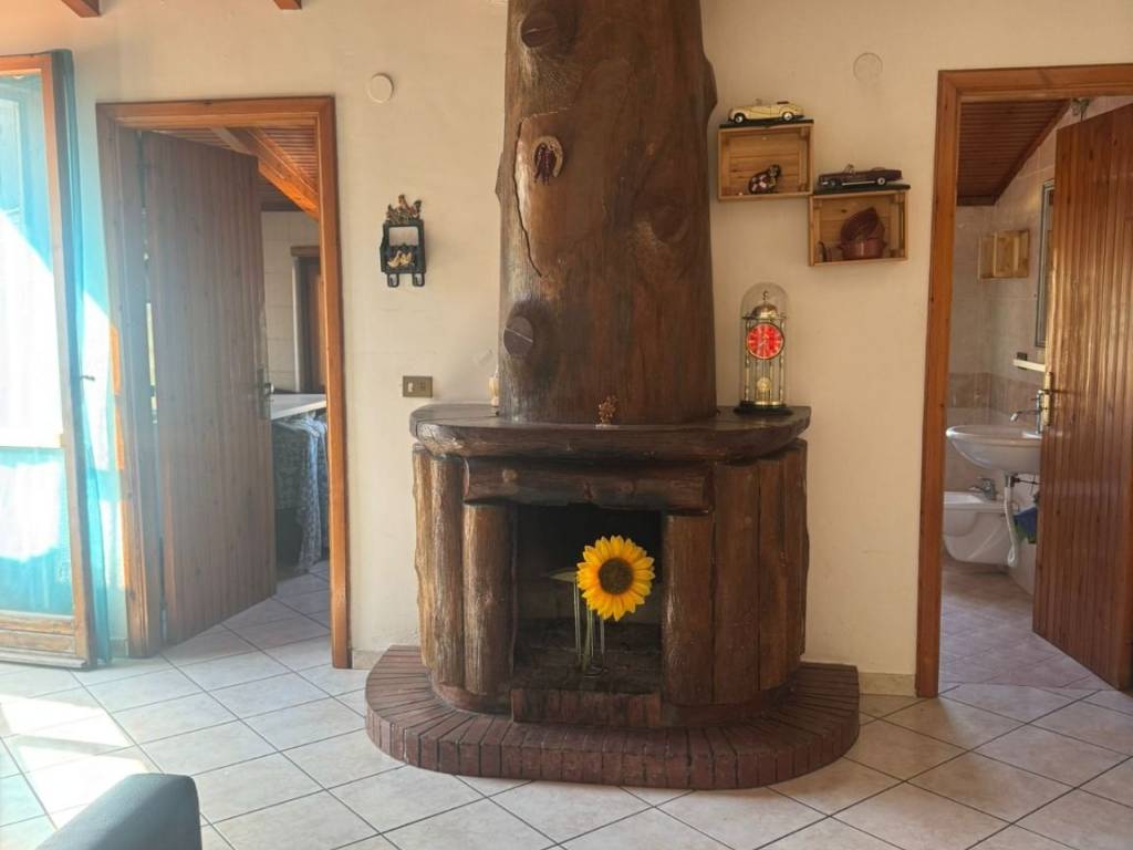 appartamento in vendita a Montecorvino Rovella