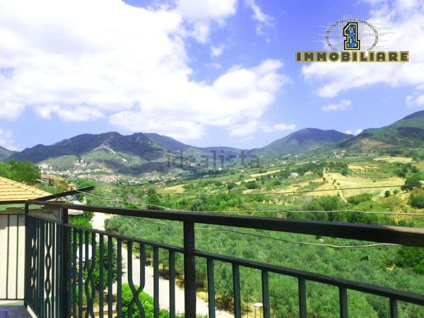 appartamento in vendita a Montecorvino Rovella in zona San Martino