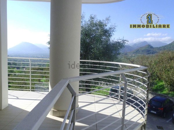 appartamento in vendita a Montecorvino Rovella