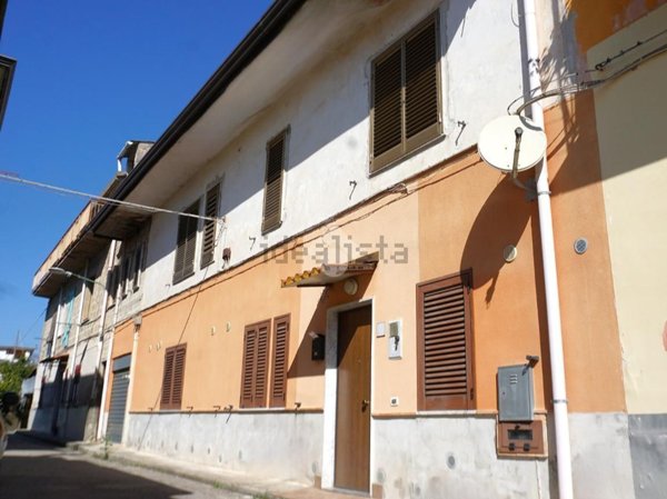 casa indipendente in vendita a Montecorvino Rovella