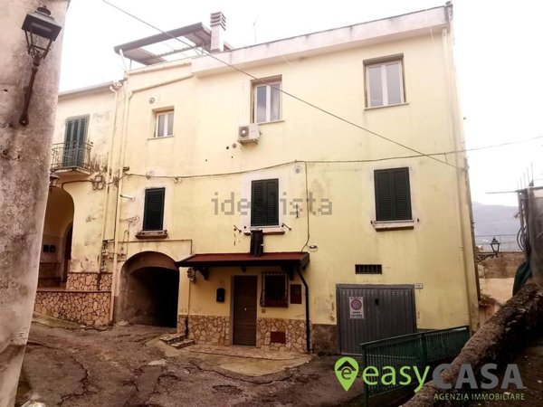 appartamento in vendita a Montecorvino Rovella in zona San Martino