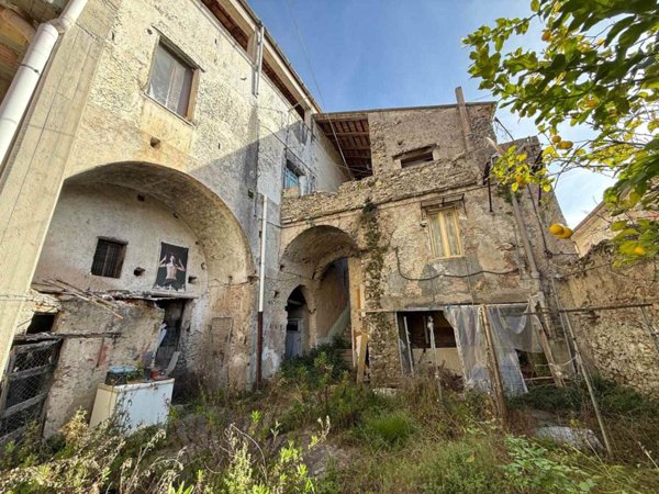 appartamento in vendita a Montecorvino Rovella