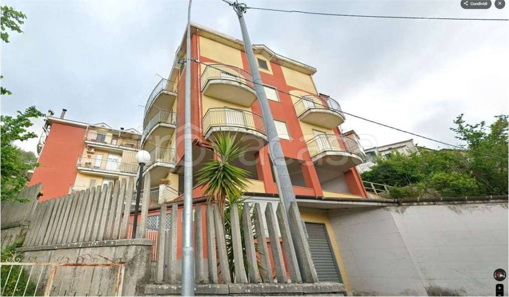 appartamento in vendita a Montecorvino Rovella