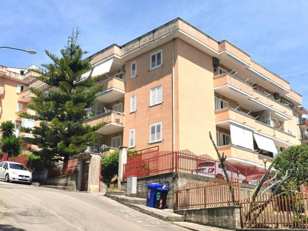 appartamento in vendita a Montecorvino Rovella