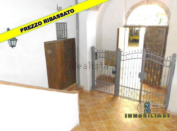 appartamento in vendita a Montecorvino Rovella in zona San Martino