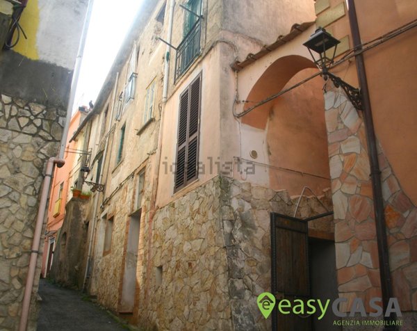 appartamento in vendita a Montecorvino Rovella in zona Sant'Eustachio/Molenadi