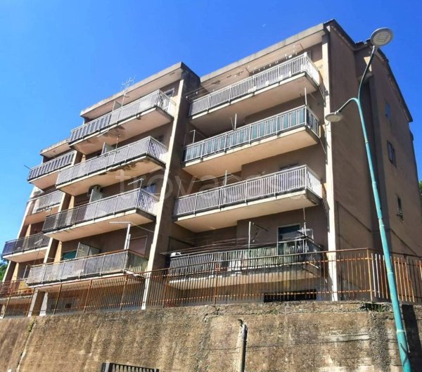 appartamento in vendita a Montecorvino Rovella in zona Pezze