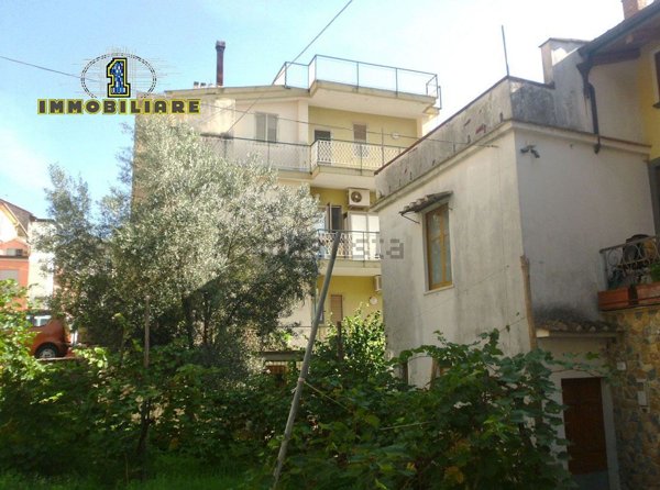 appartamento in vendita a Montecorvino Rovella in zona Sant'Eustachio/Molenadi